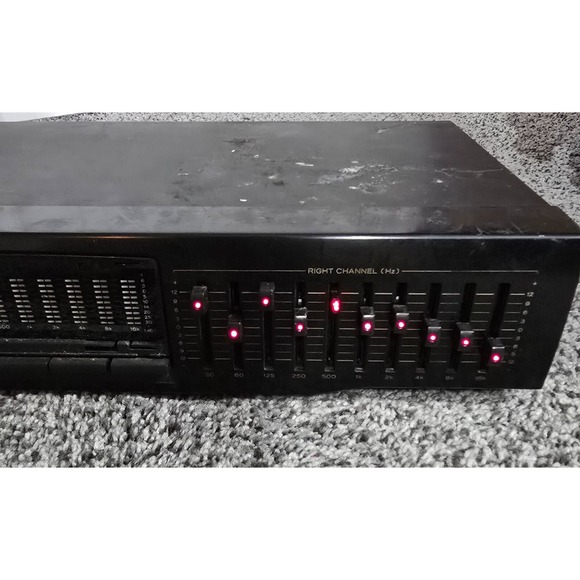 TEAC EQA-220‎ Vintage Stereo Graphic Equalizer Specrum Analyzer FOR PARTS - Picture 1 of 15
